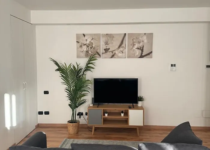 Design Apt On Navigli