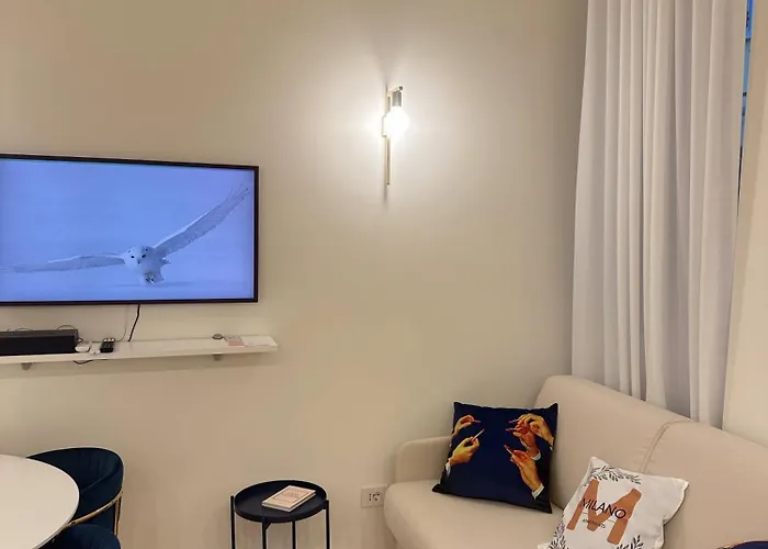 Private Apartment With Wi-Fi Milano City Near Duomo