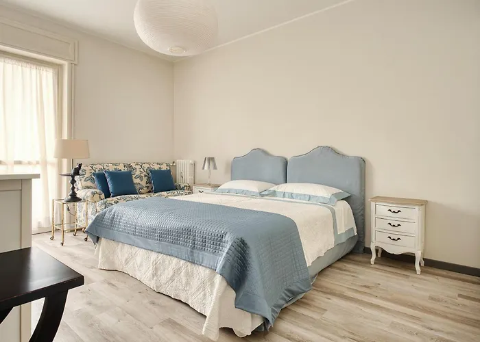Elegant One-Bedroom Apartment In Porta Romana