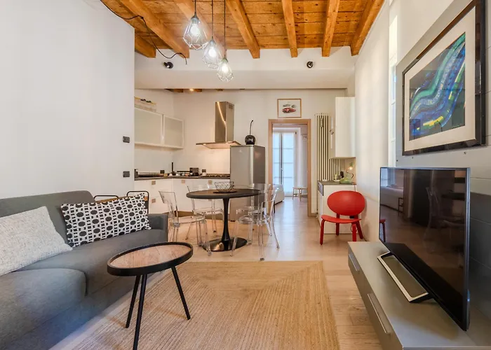 Crocetta Modern Flat