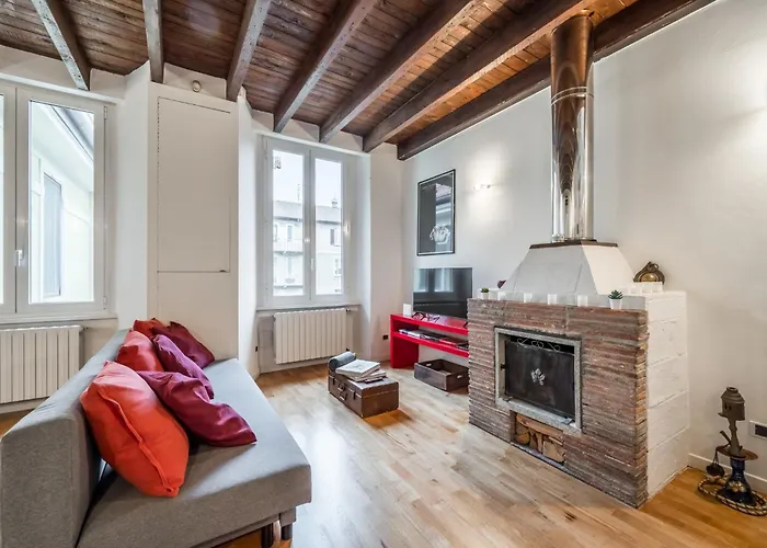 Vivimihome - Elegant Apartment 10 Minutes From The Duomo