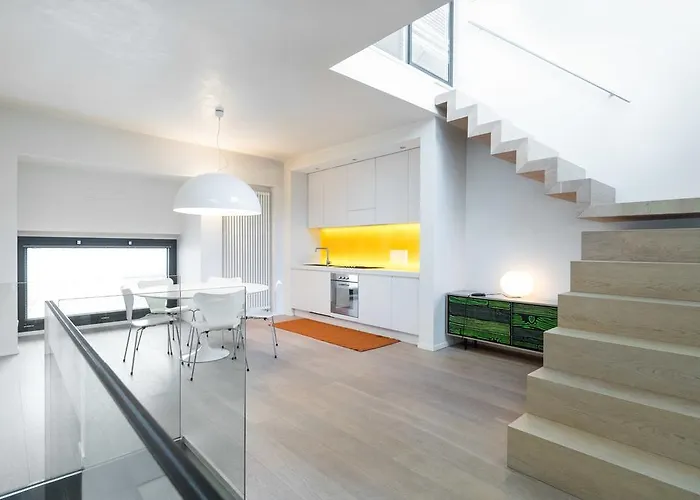 Center Design House