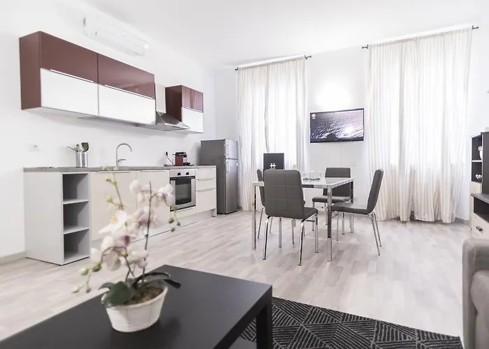 Hemeras Boutique Homes - City Center Design Flats