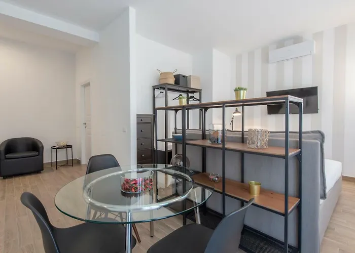 Gaffurio Apartment H