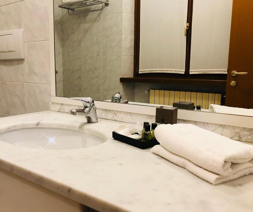 Rege Linate Aparthotel *