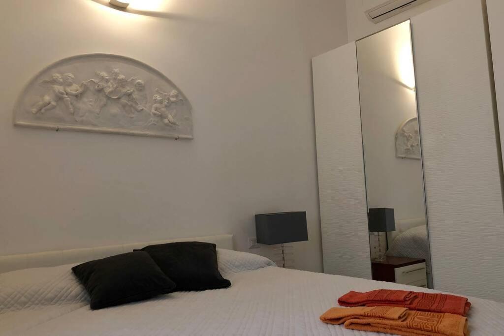 Appartamento Casa Alberto Da Giussano, Elegante Bilocale In Centro Con Balcone Sul Parco Milano