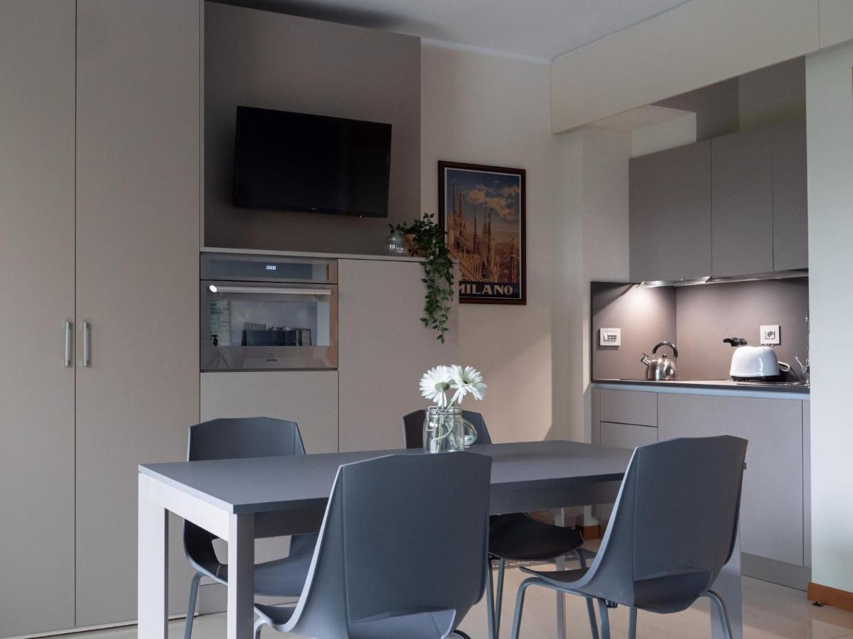 Apartment The Best Rent - Modern With Balcony In Maciachini Milan