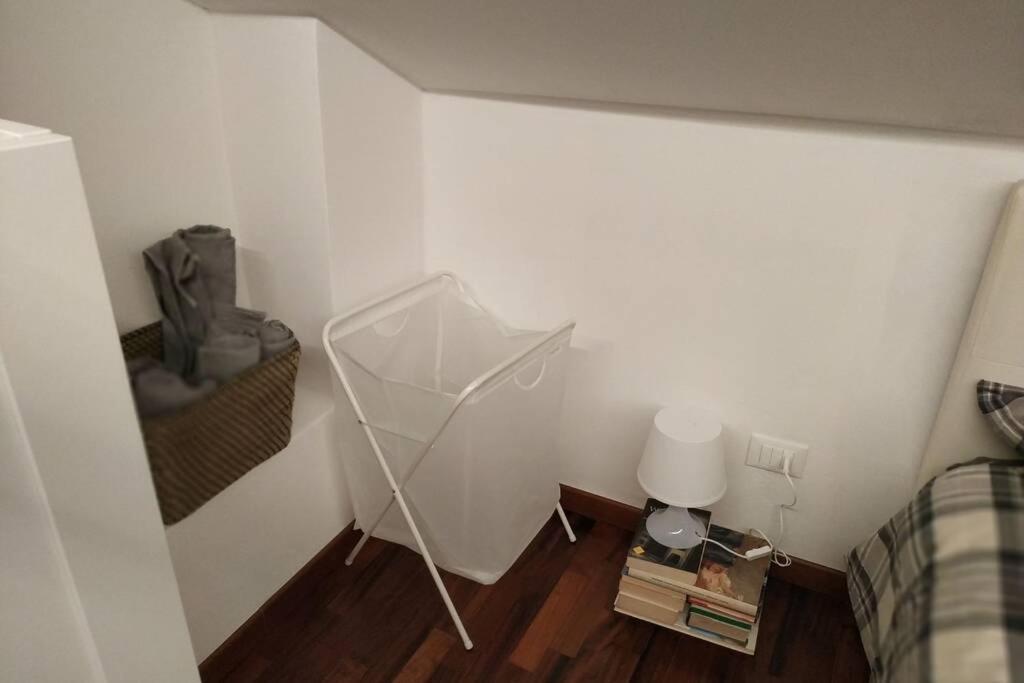Mikehouse * Milan