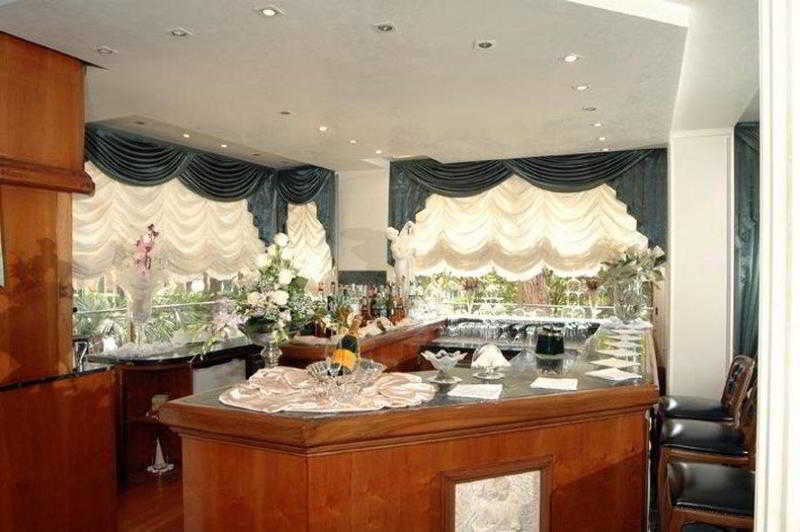 Ascot 4* Milano