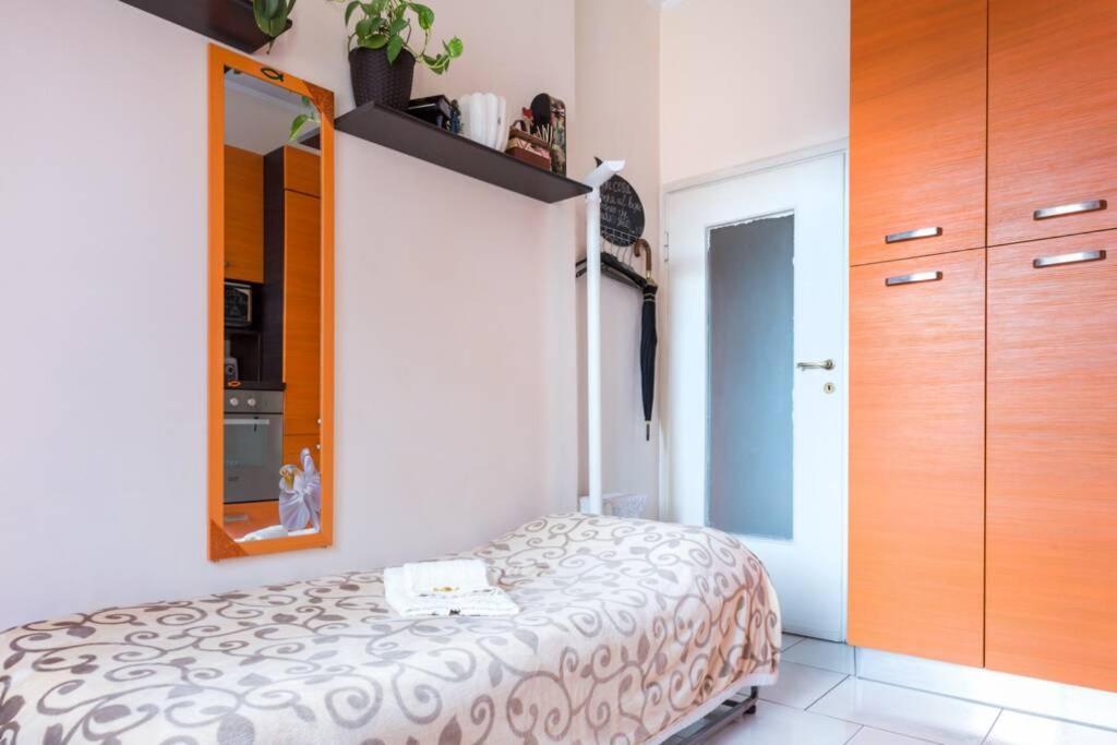 Bright & Cozy With Balcony Gasthof