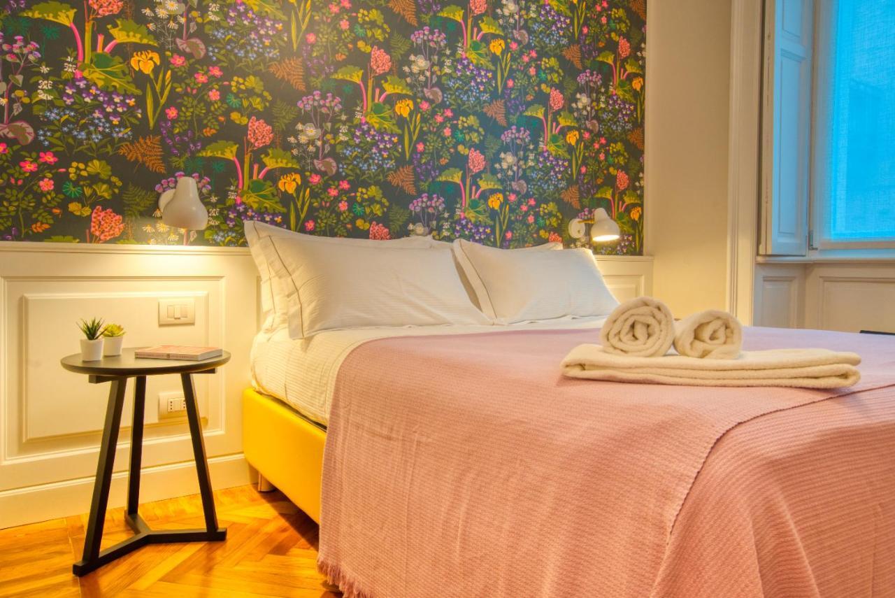 Dimora Claudia - Elegante Matrimoniale Con Bagno, Private Rooms, Self Check In, No Reception Gæstehus