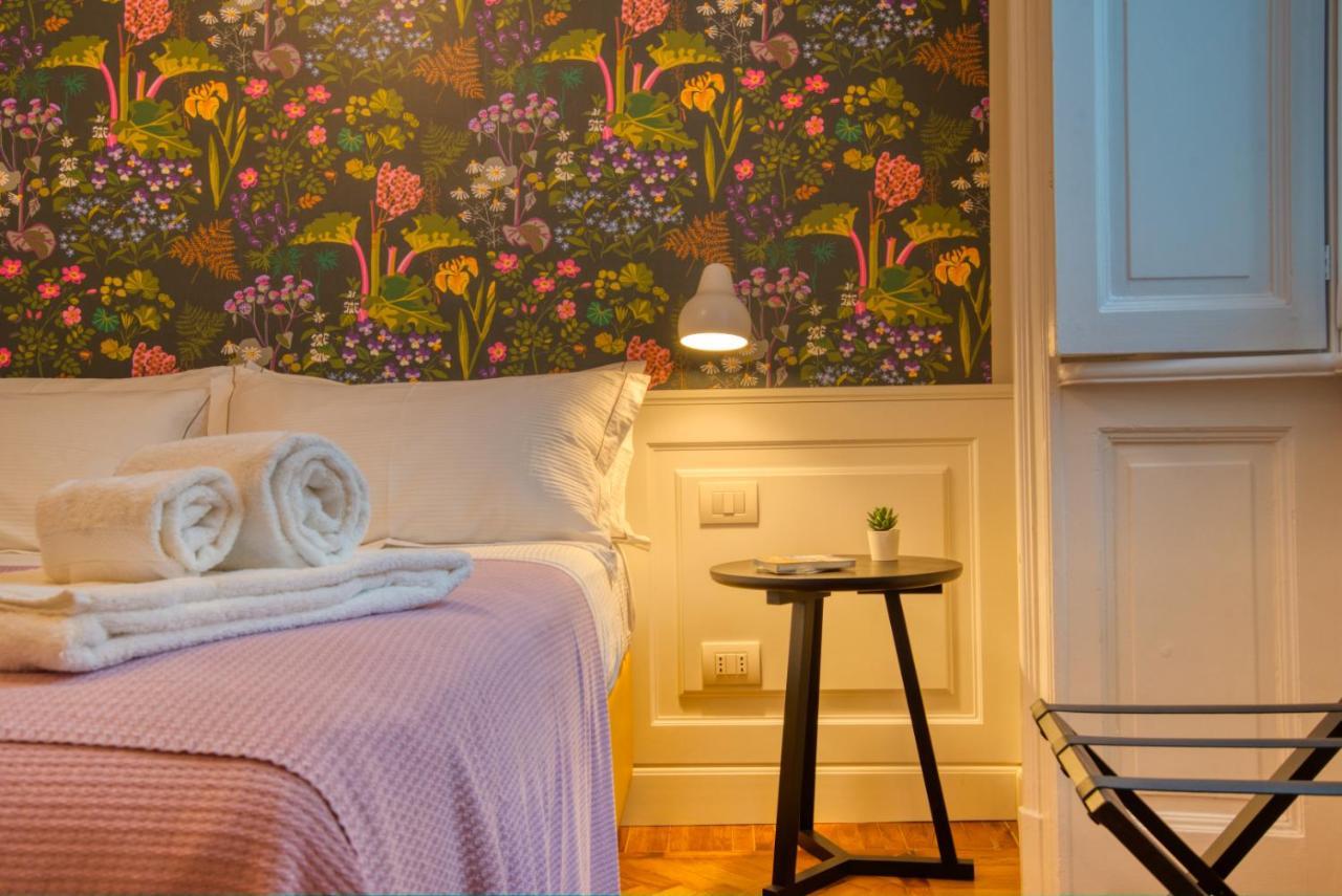 Dimora Claudia - Elegante Matrimoniale Con Bagno, Private Rooms, Self Check In, No Reception
