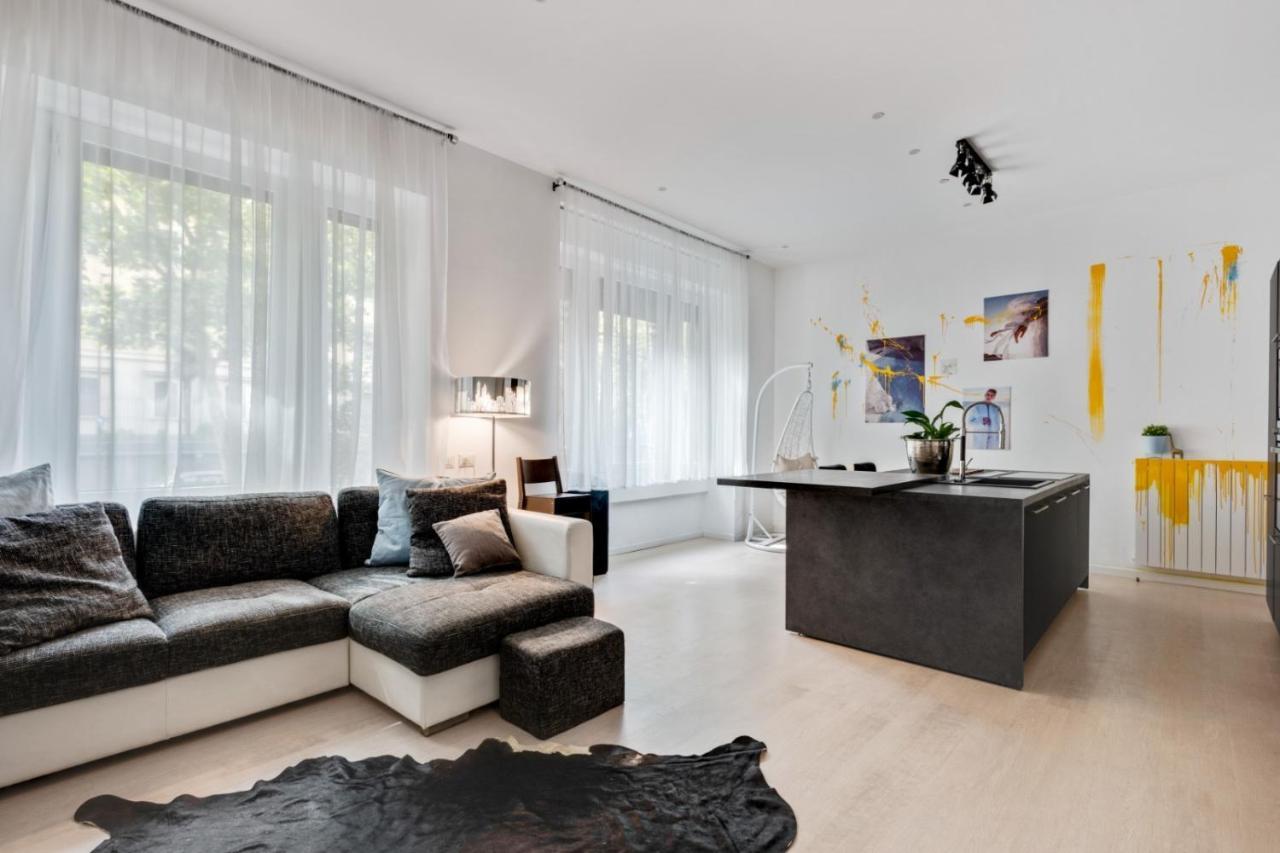 Artone * Milan