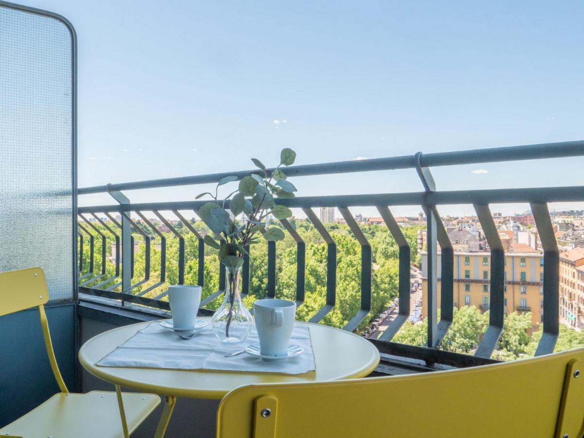 The Rent - Spacious One-bedroom In Moscova District