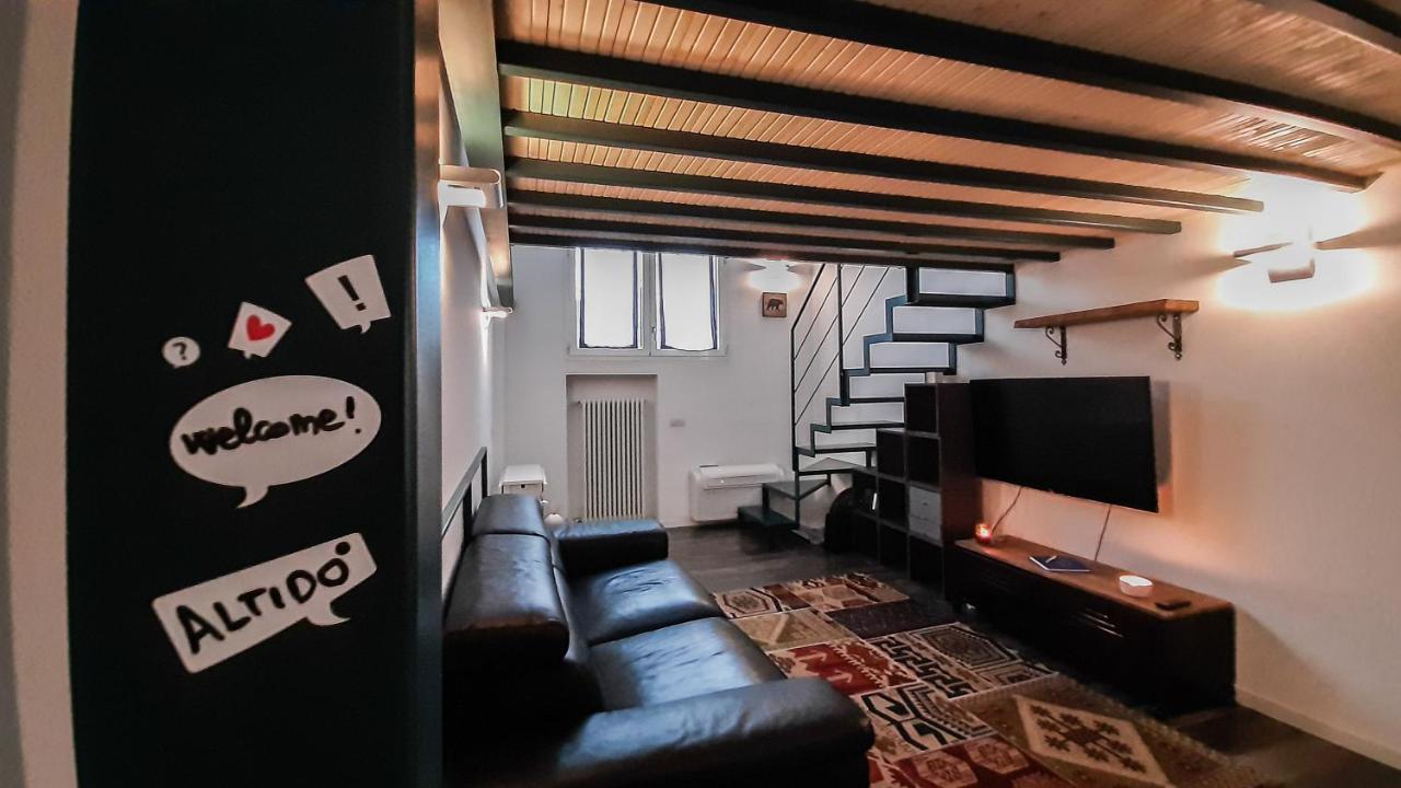 Altido Stylish Loft For 4 In Famous Navigli District Apartment *