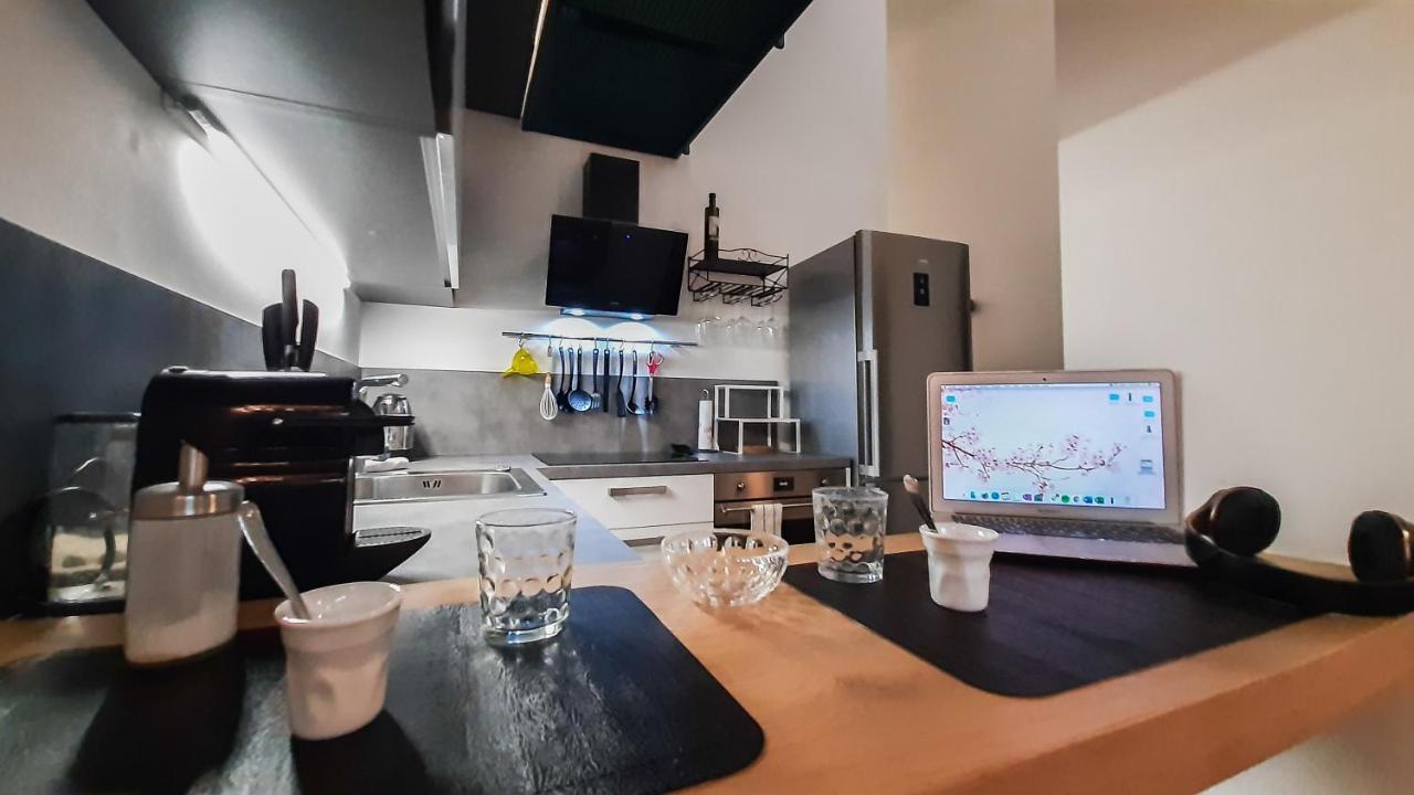 Altido Stylish Loft For 4 In Famous Navigli District Apartment