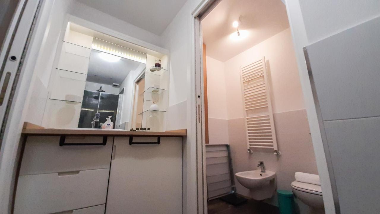 Altido Stylish Loft For 4 In Famous Navigli District Apartment *