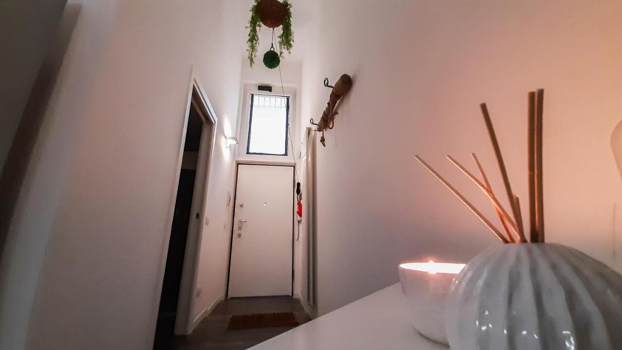 Altido Stylish Loft For 4 In Famous Navigli District Apartment Mailand
