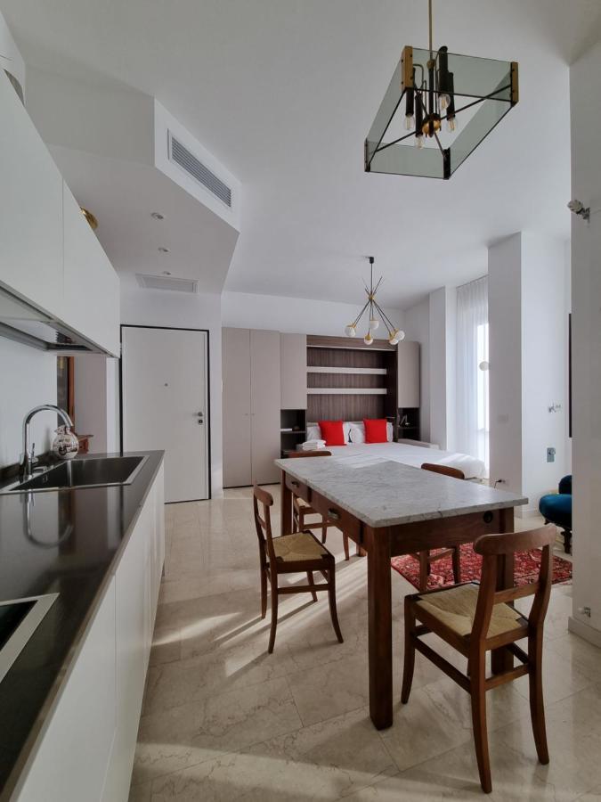 Ampio Ed Incantevole Monolocale A Citylife Apartment