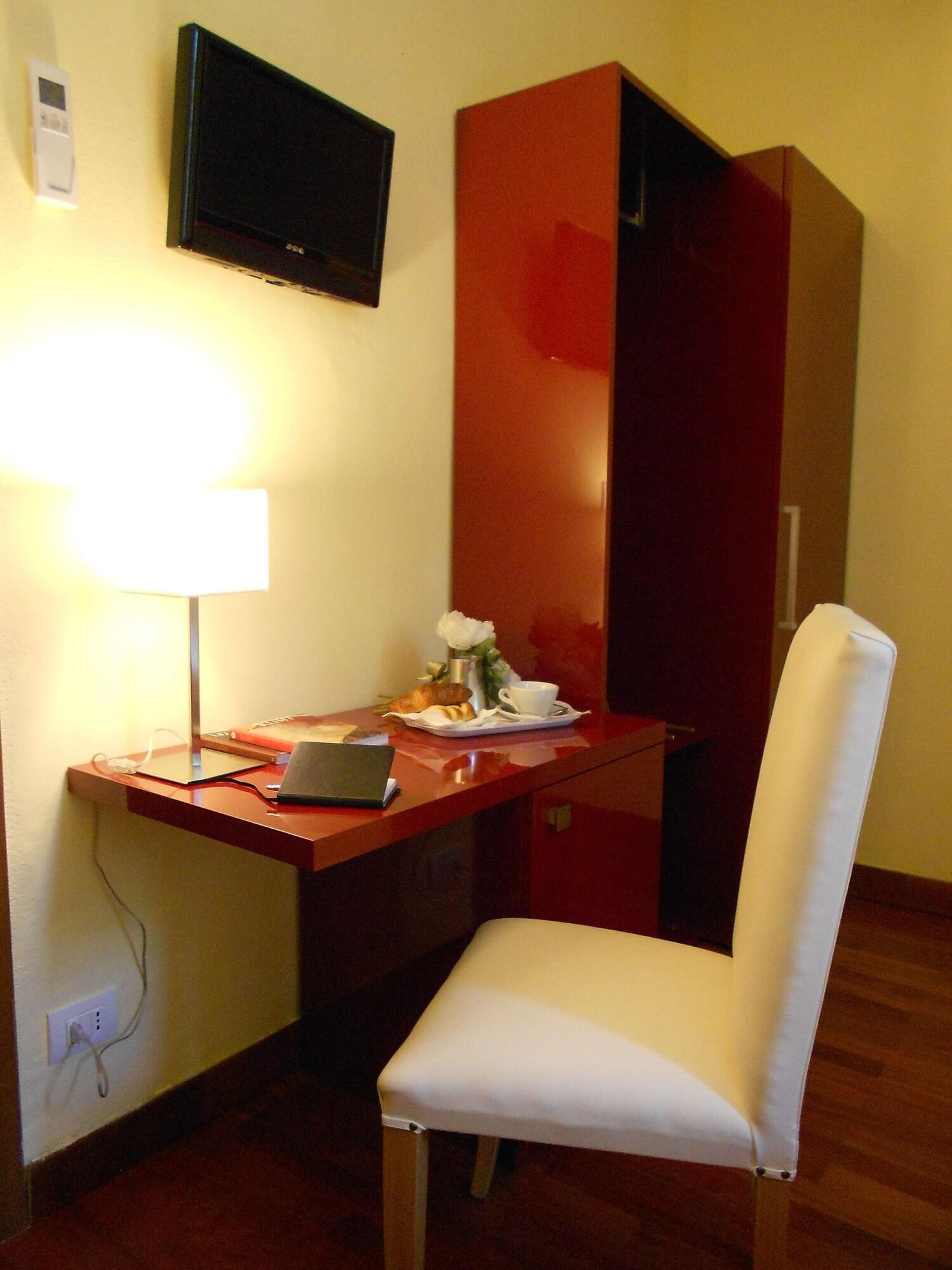 Minerva Hotel 3*
