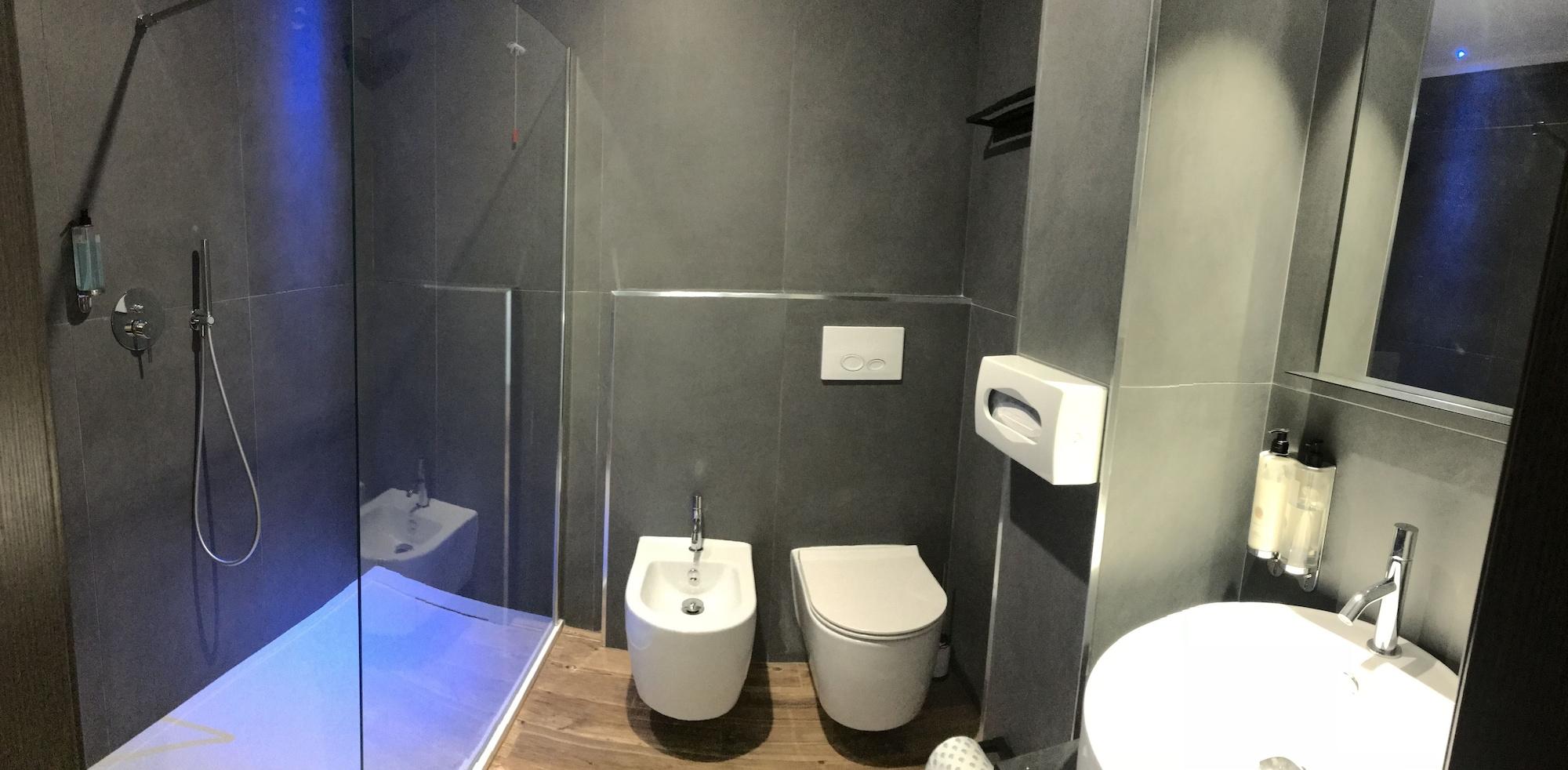 Roxy Hotel 3*