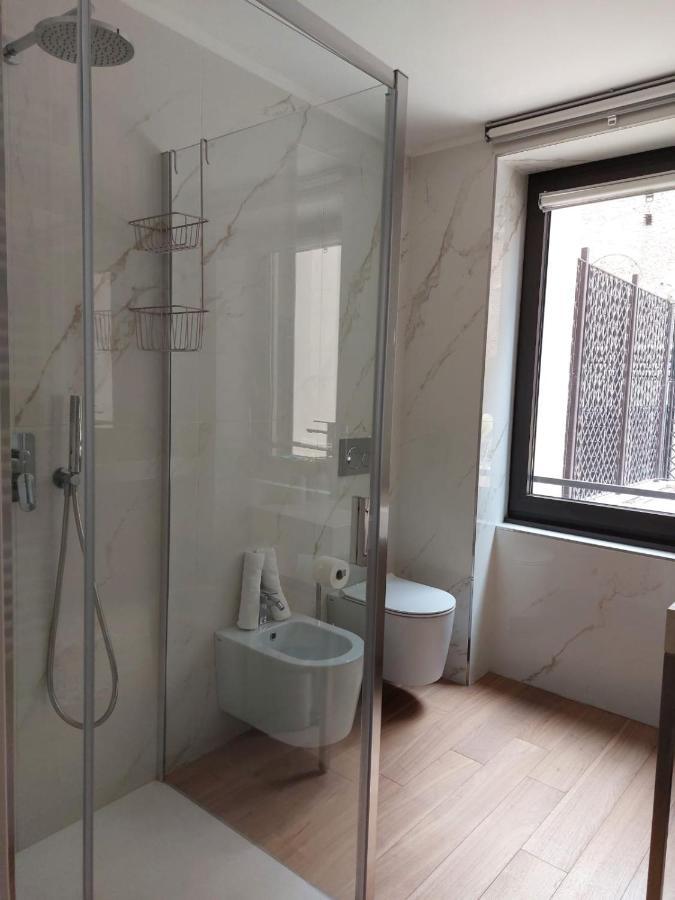 Apartment Nj & San Pietro All'orto 6 *