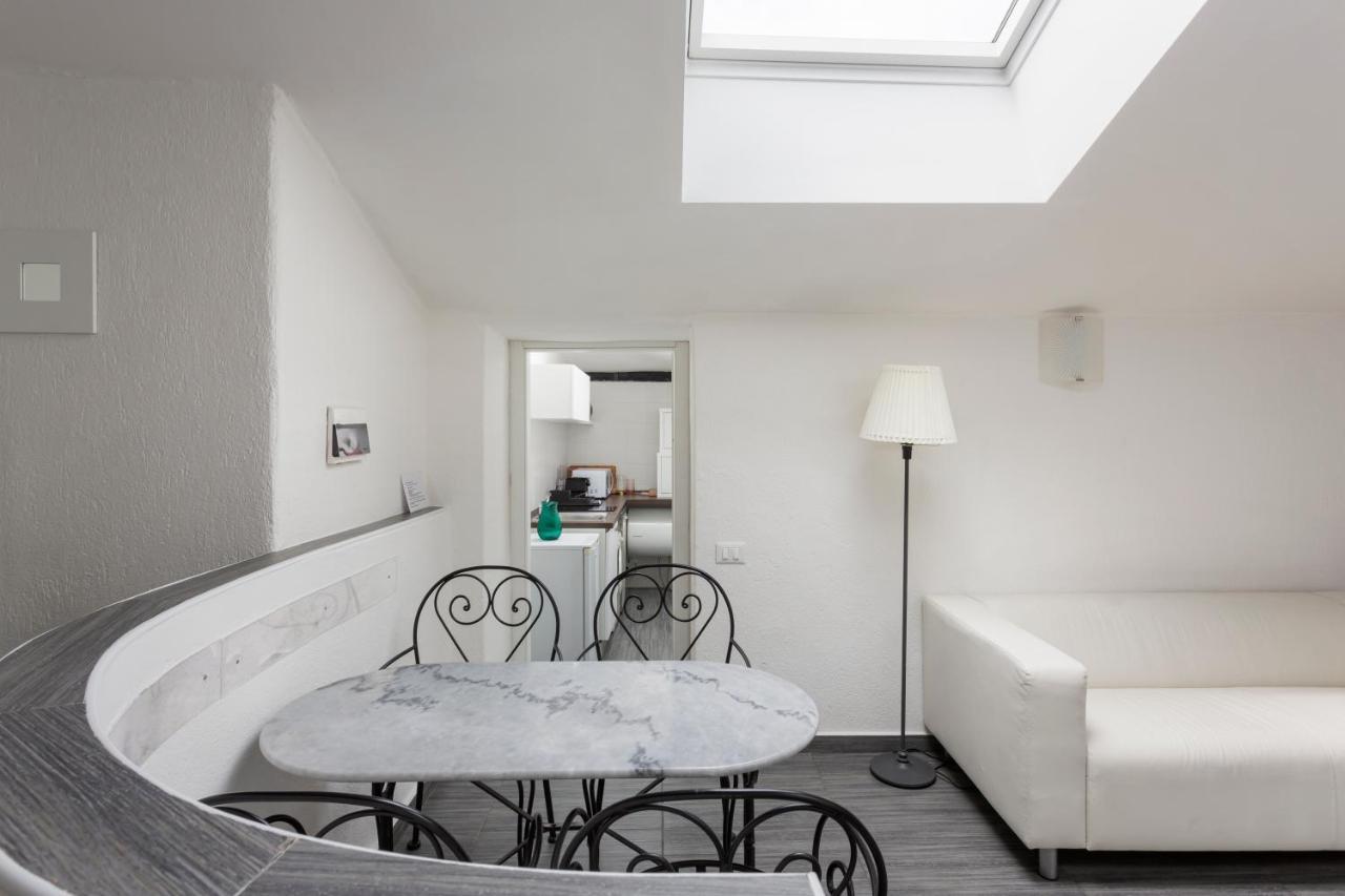 Apartment 2 Bedroom 2 Bathroom Apt - Duomo 1