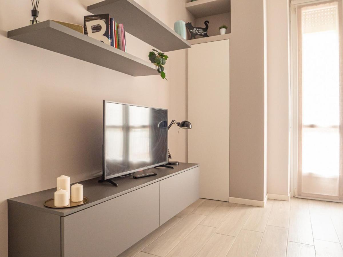 Apartment The Rent - With Balcony In Downtown Mailand