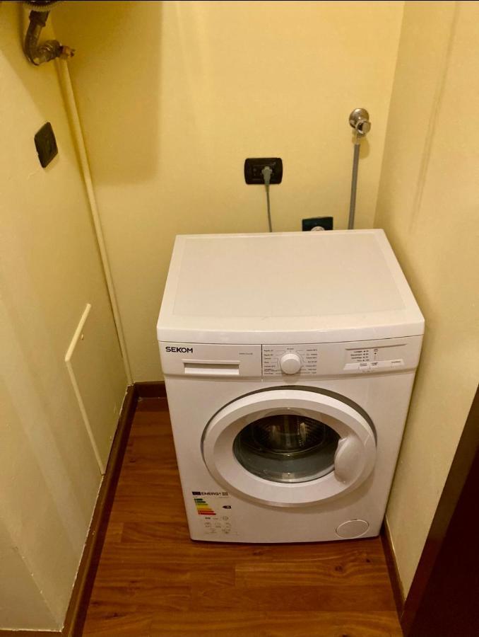 Bilocale Zona Centro Appartement Milaan