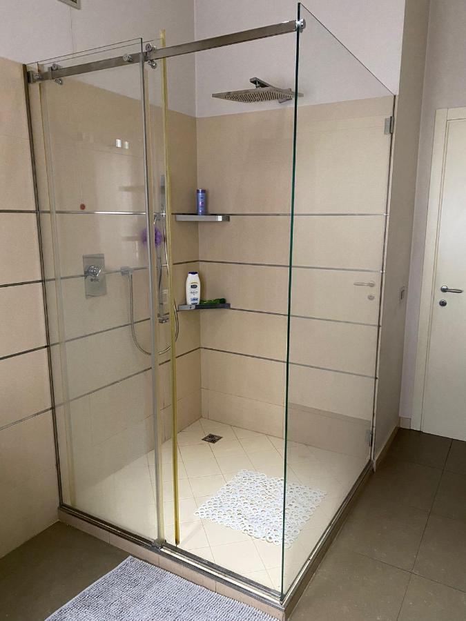 Apartment Lovely In The New Porta Nuova Area Milan
