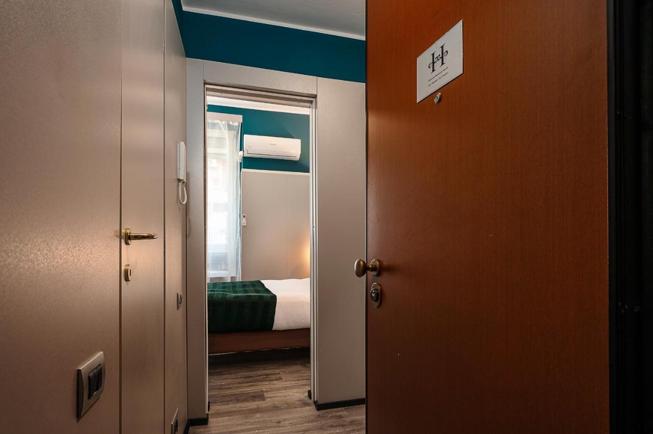 Apartment Hemeras Boutique Homes - 3 Near Central Station