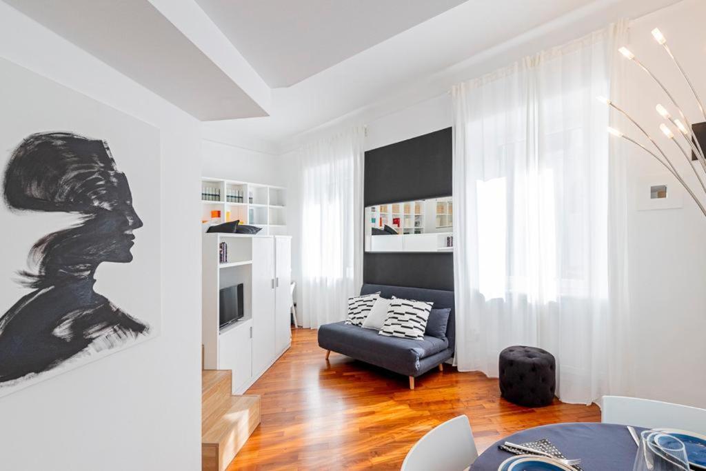 Italianway - Cavallotti 17 * Milano