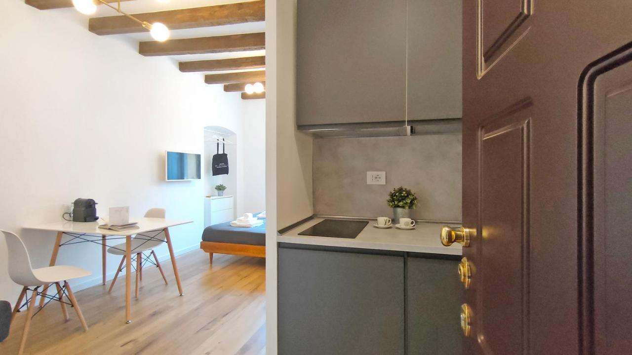 Navigli - Via Vigevano Appartement *