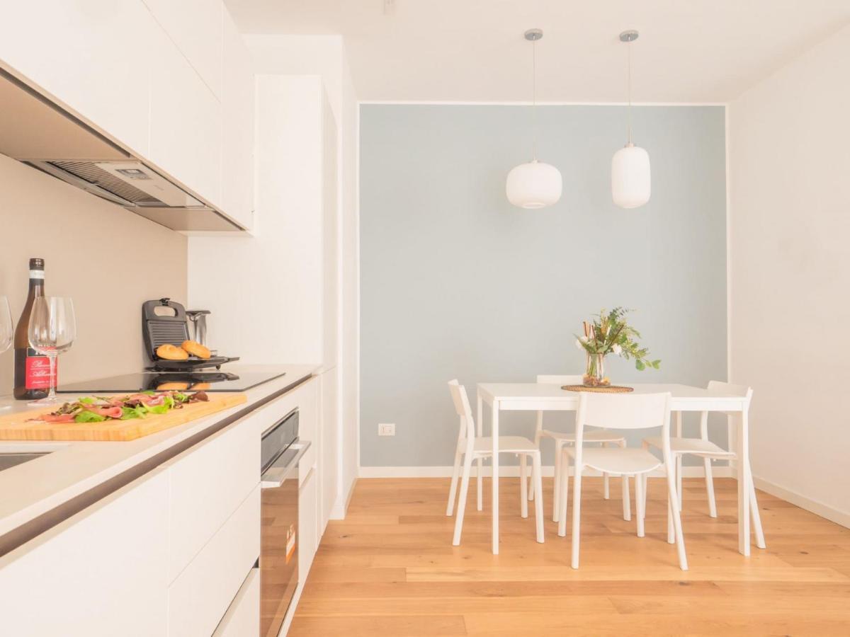 The Rent - Modern Near Corso Buenos Aires Apartment Milan