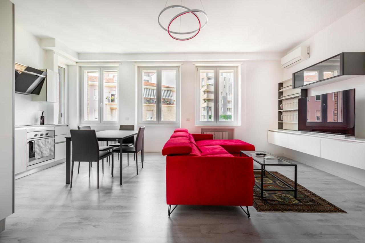 Garibaldi & Gae Aulenti Modern With Private Parking! Leilighet Milano