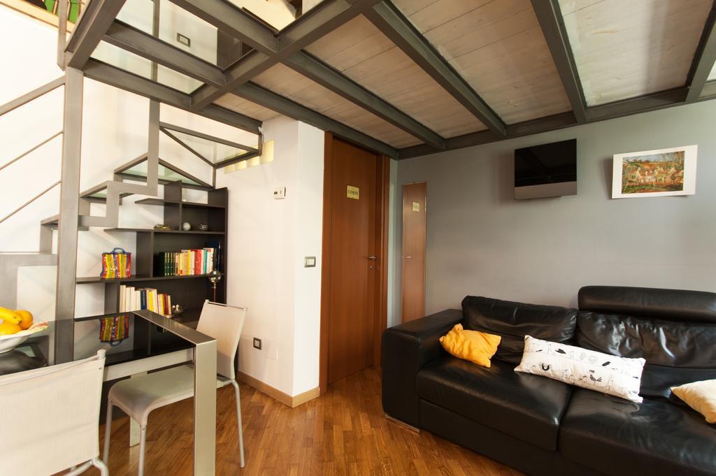 Apartment Lombardini Loft Navigli Milan
