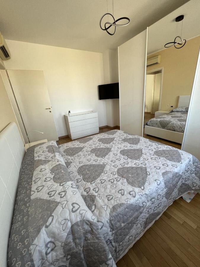 Bicocca Flat B Apartment *