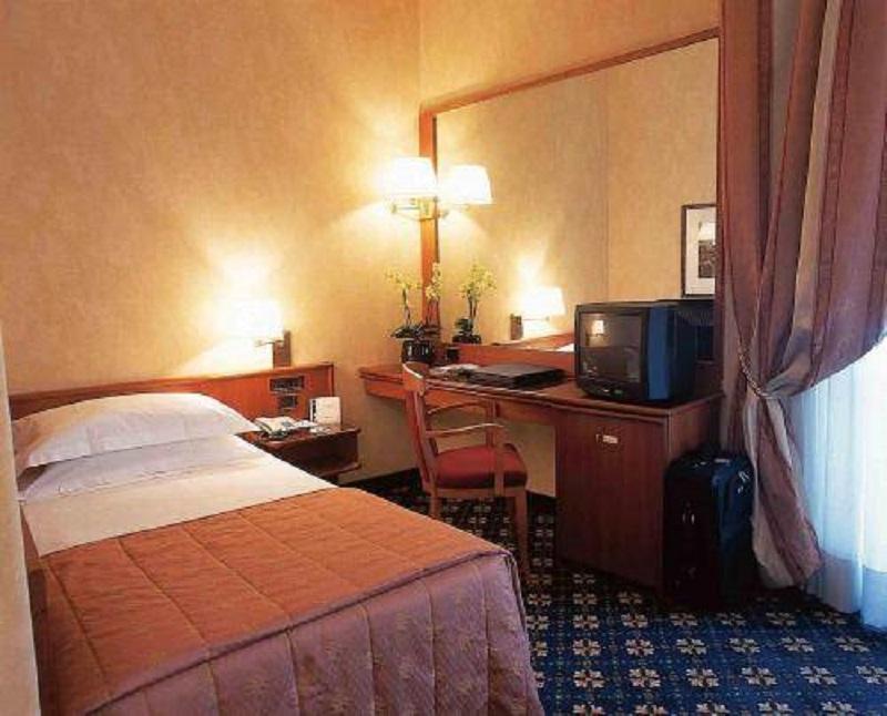Hotel Ascot
