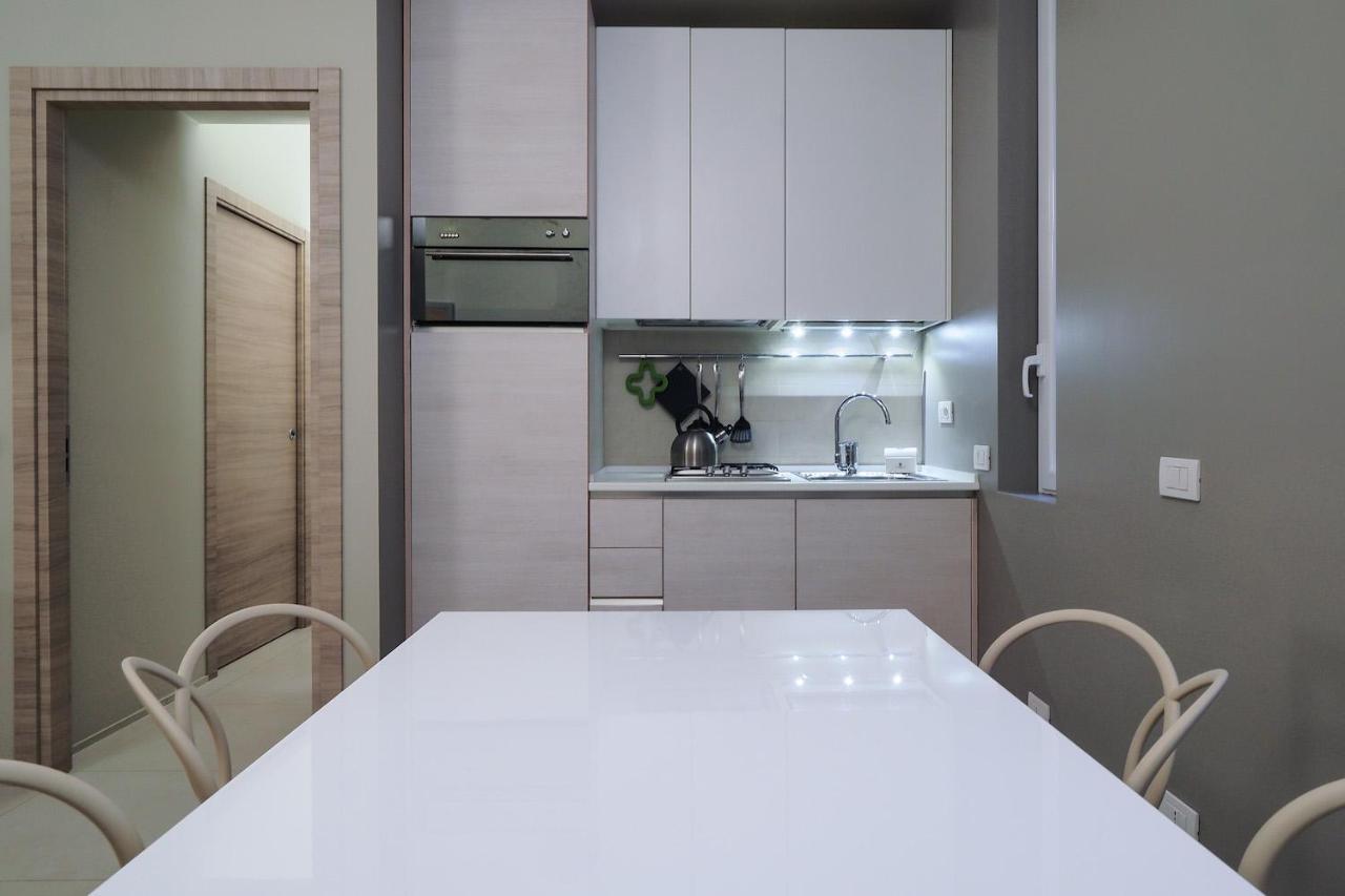Contempora - Cavallotti 13 - B32 *