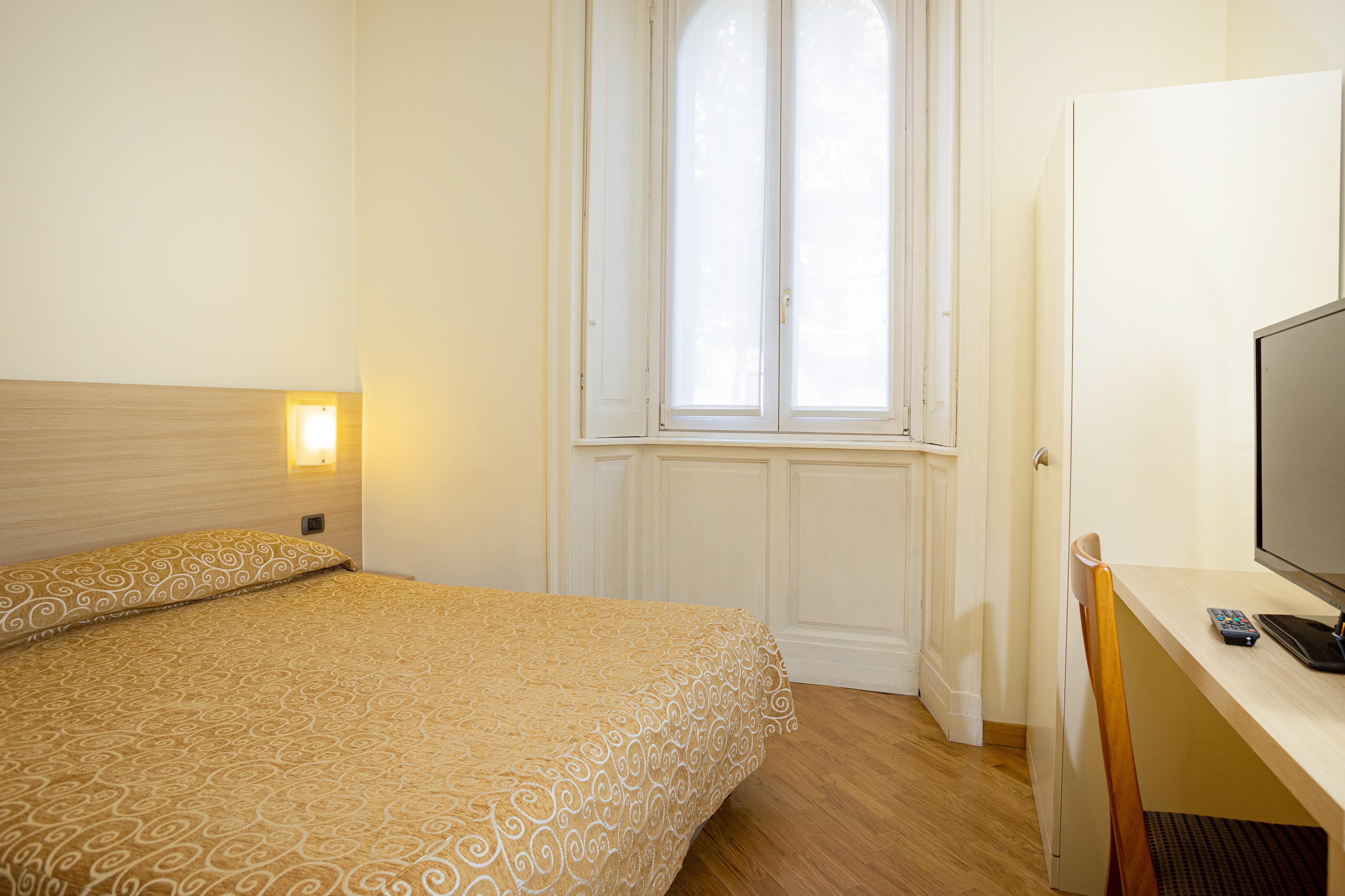Aparthotel De La Gare 4*