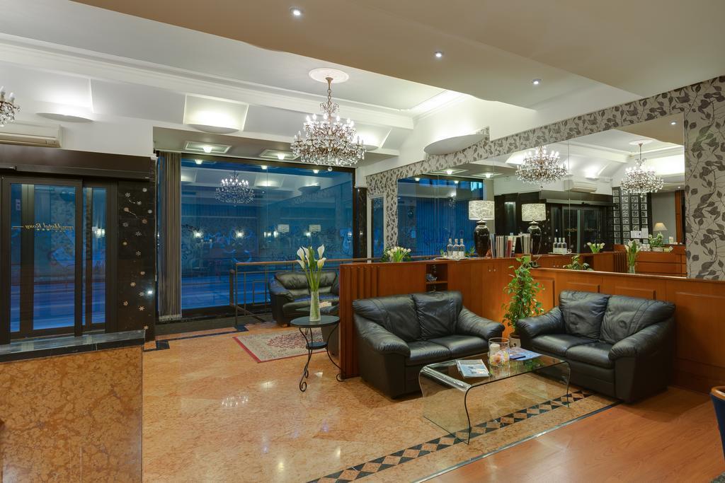Hotel Roxy 3*