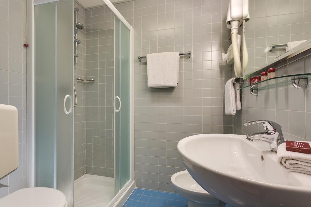 Roxy Hotel 3*