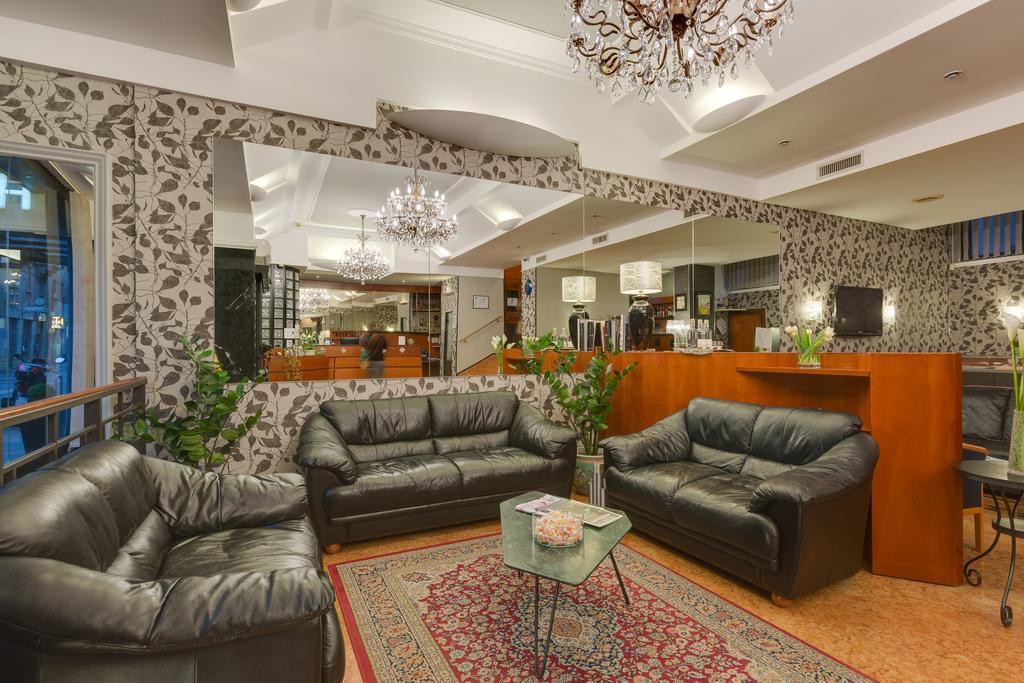 Roxy Hotel