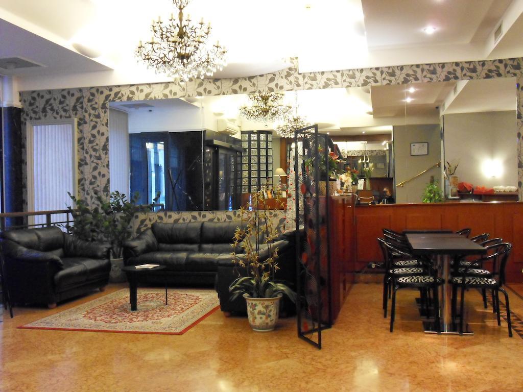 Roxy Hotel