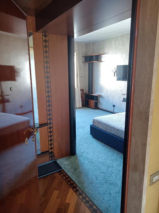 South Gate Apartment Mailand