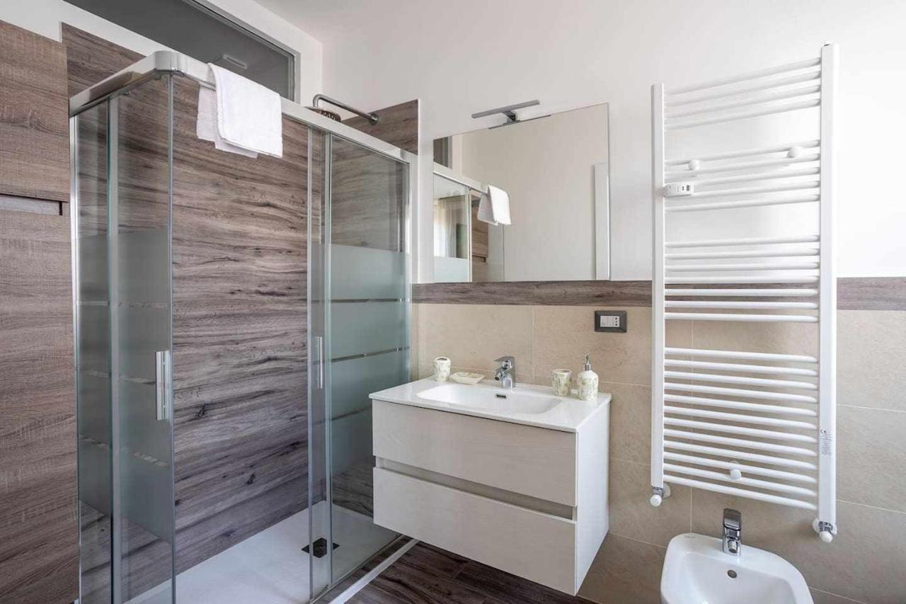 - Parking And Comfort - Spacious Up To 8 Pax Appartamento *
