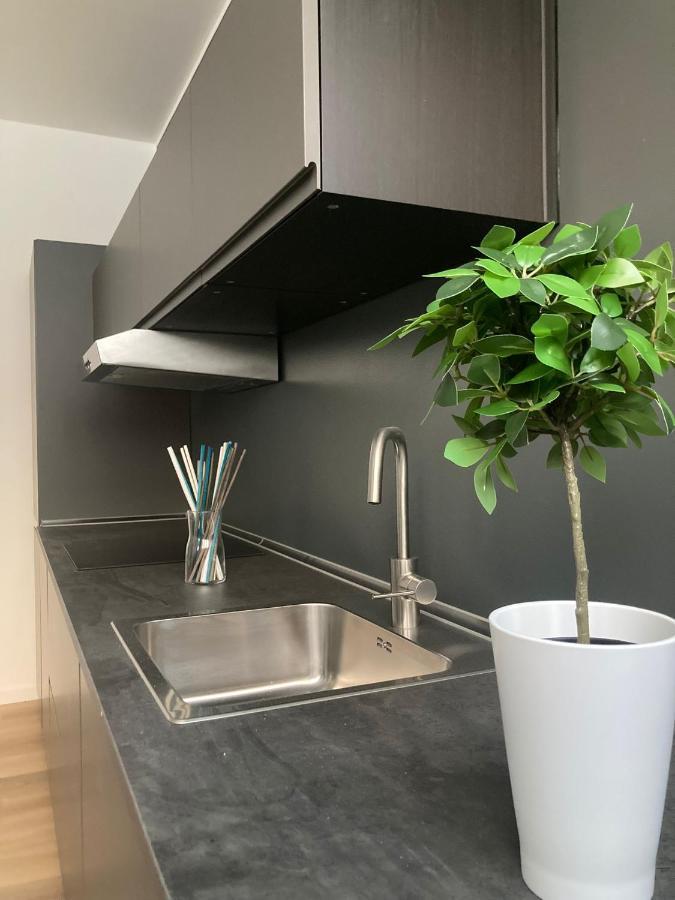 Fiera Life 1 Apartment *