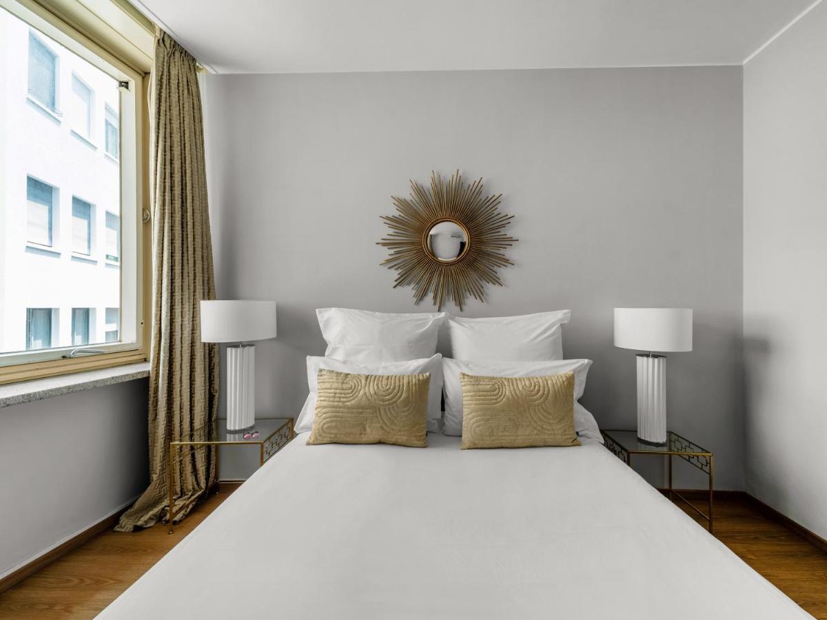 Adore Aparthotel *