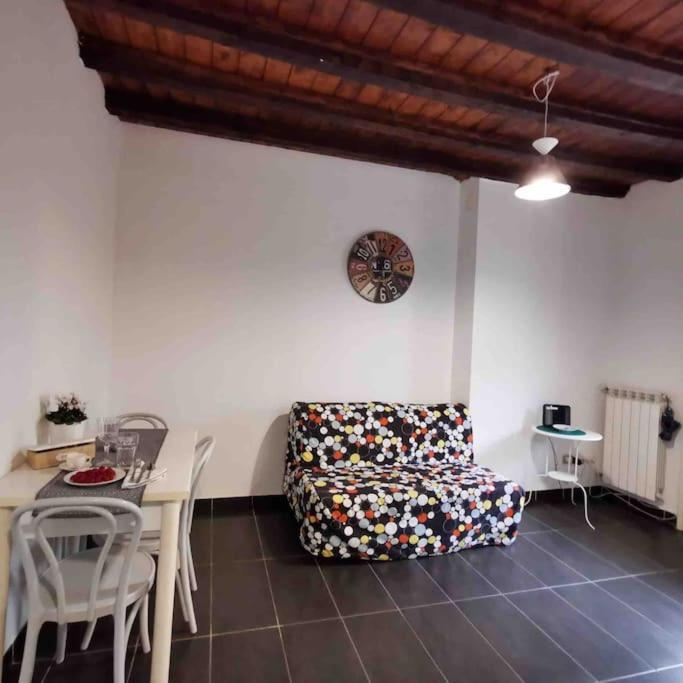 Leilighet Intero Su Via Tortona-darsena-navigli *