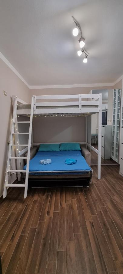 Your House In Milaan